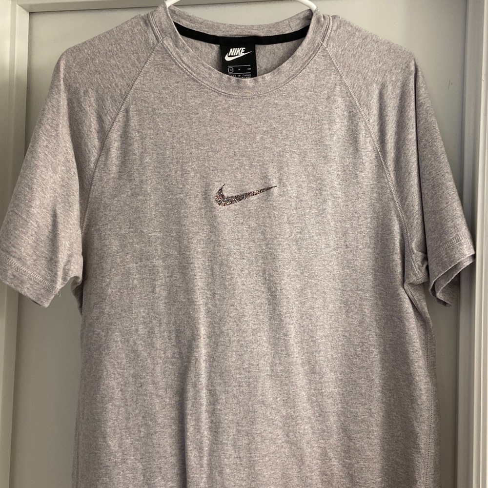 Gray Nike tee